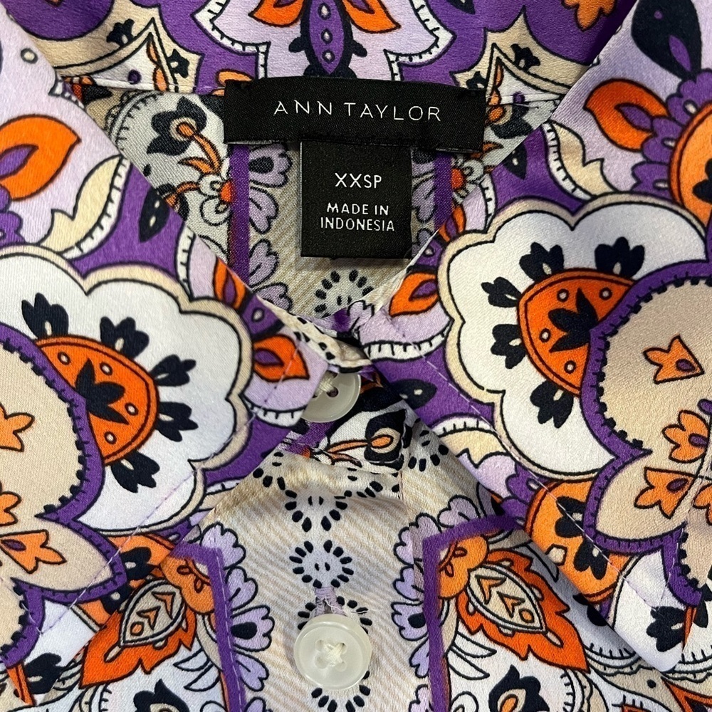 Ann Taylor XXSP Button Down Blouse Purple Oran  Pattern NWOT - Picture 6 of 11